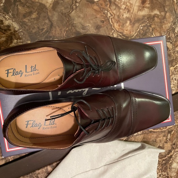 FLAG LTD - Picture 3 of 13